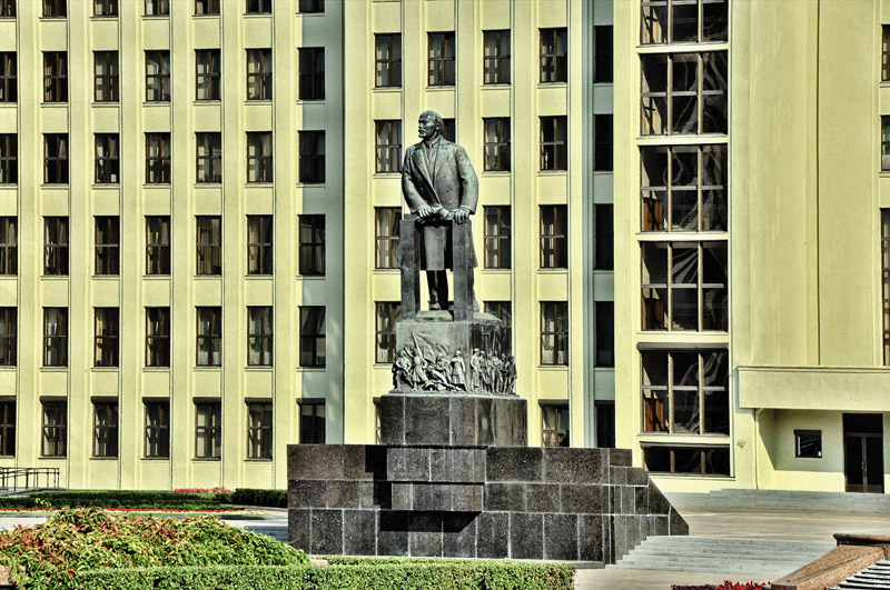 Памятник В.И.Ленину в г. Минске