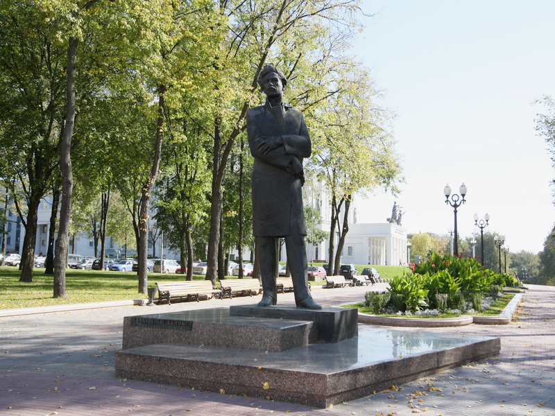 Monument to M.Bogdanovich