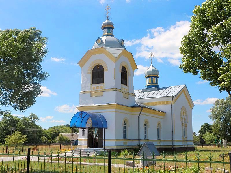 Свято-Николаевская церковь в д. Добромысль