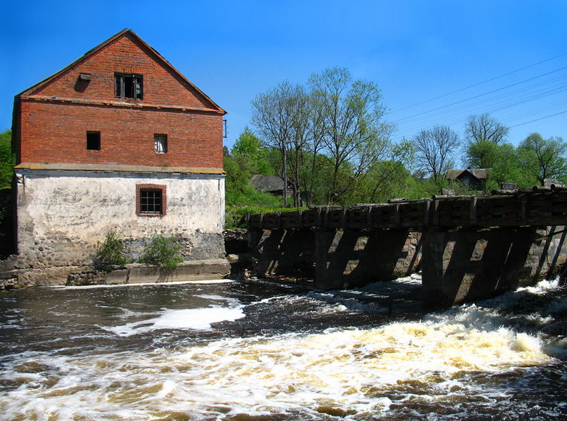 Водяная мельница (Лужки)