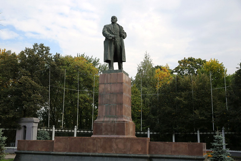 Памятник В.И.Ленину в г. Гомеле