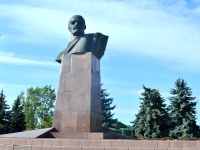 Памятник В.И.Ленину в г. Солигорске