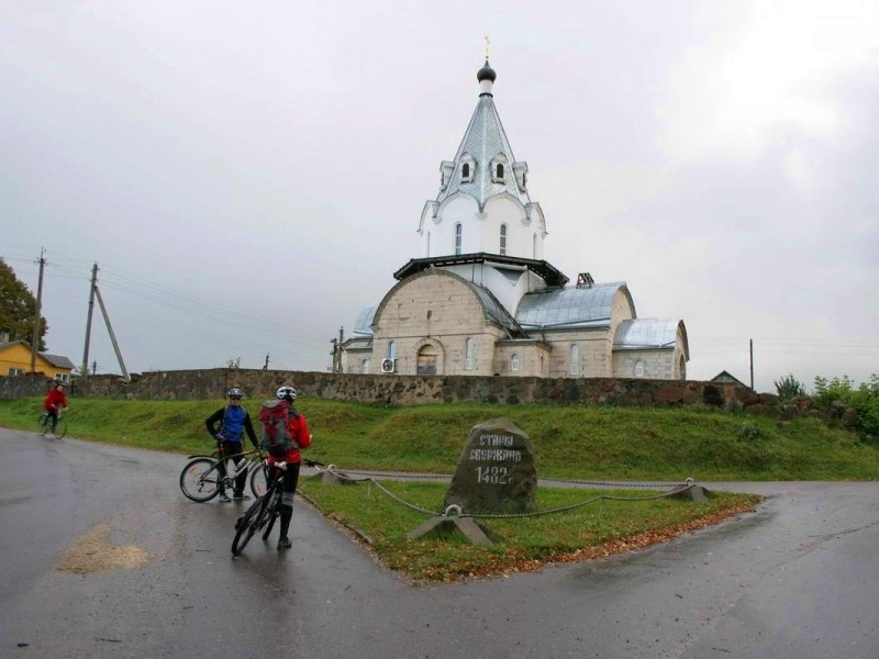 Церковь Рождества Пресвятой Богородицы в д. Старый Свержень