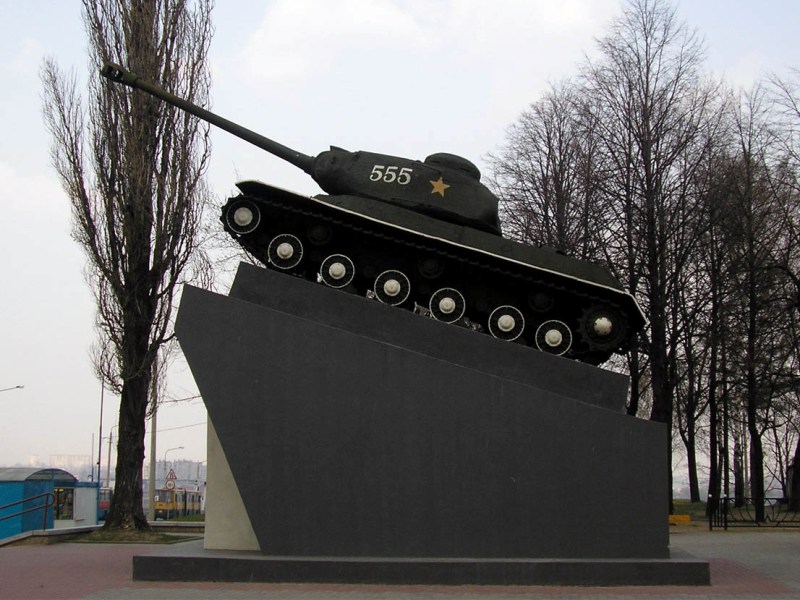 The monument to P.Rak tank crew