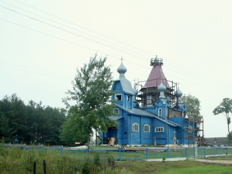 Омеленецкая Крестовоздвиженская церковь