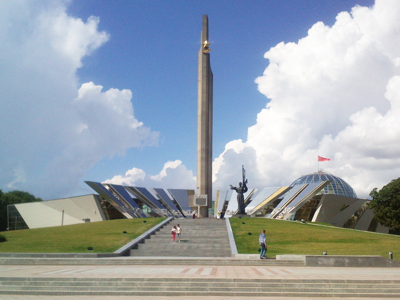 Minsk - Stalin Line - Khatyn - Museum of the Great Patriotic War - Brest / Brest Fortress - Belovezhskaya Pushcha
