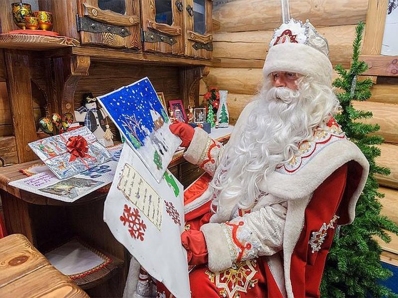 Belarusian holidays 4 days: Minsk - Dudutki - Father Frost - Castles