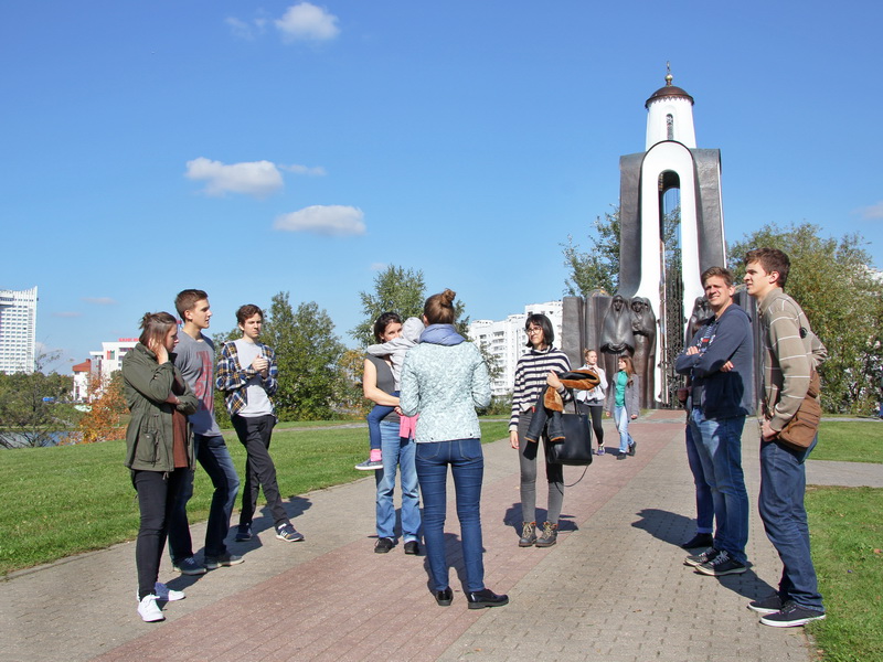 Экскурсія з радыёгідам